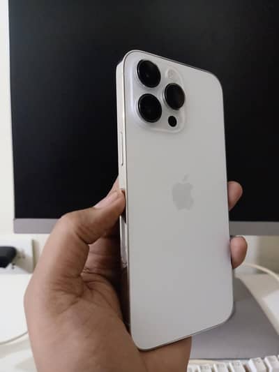 14 pro max. 128GB . heath 100% Non active. 4 month sim time. 10/10