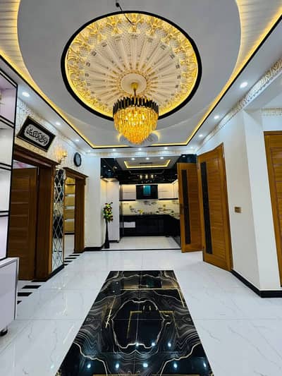 10 Marla Non Furnished Upper portion For Rent In Bahria Town Lahore