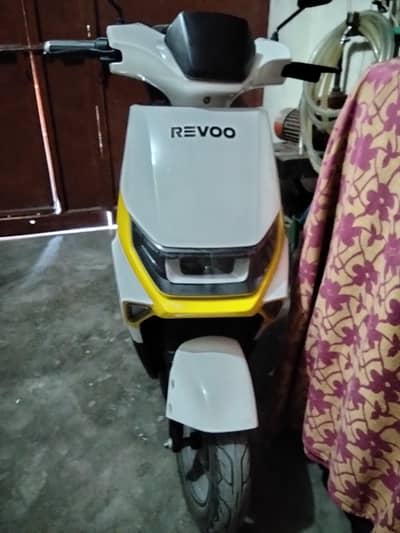 REVOO Chargeable Electric Bike