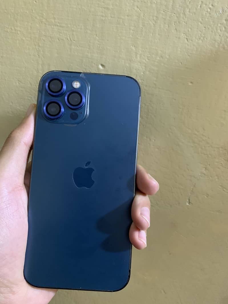 Iphone 12 pro max 2