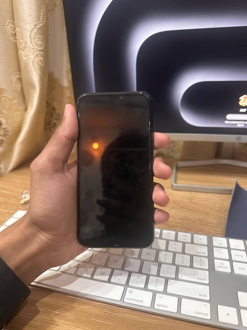 Iphone 11 pro pta 3