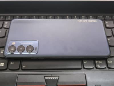 tecno camon 18 p 8+5/128 urgent sell