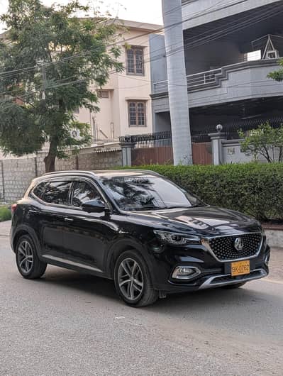 MG HS TROPHY EDITION  NEW METER  RED INTERIOR