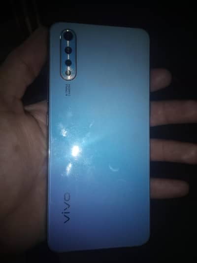 vivo s1