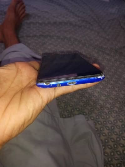 tekno spark 6 go hai Mara pas ram 2.32 hai 5000 mha bathree hai