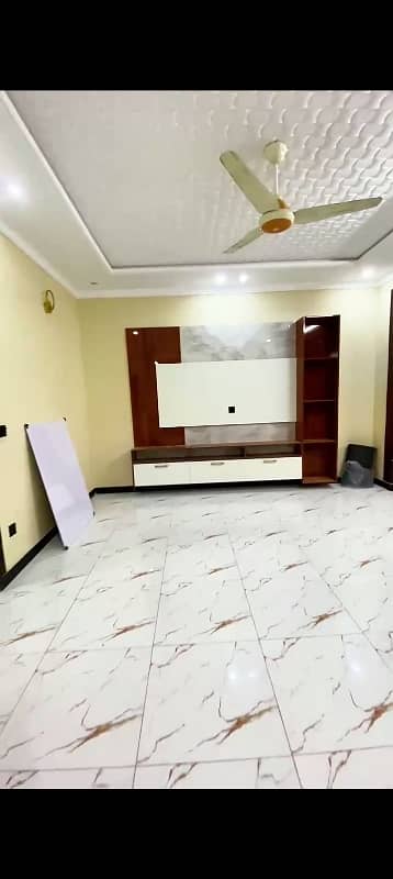 5 Marla Brand New House available for Rent