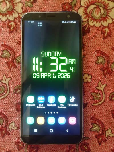 samsung Galaxy j6 3/32