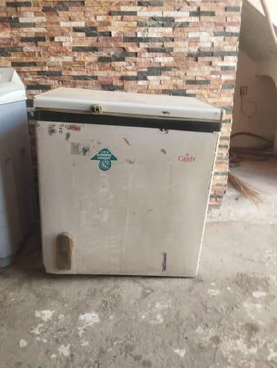Freezer single door