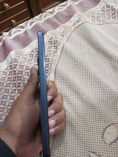 Infinix smart 8 . . gud condition