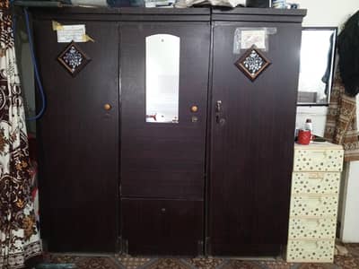3 door Almari (wardrobe)