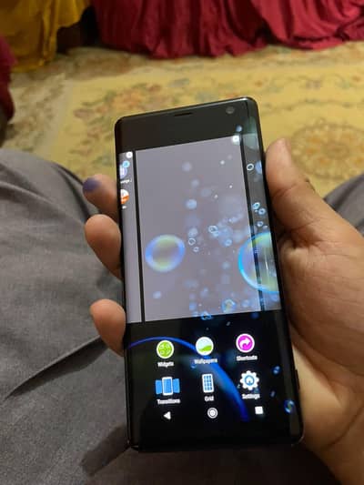 sony xz3 4gb ram 64gb storage snap dragon process  condition 10/9