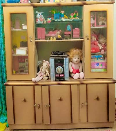 دو سامان کافی  بہتر حالت میں ہے (جلدی ) 03422652543