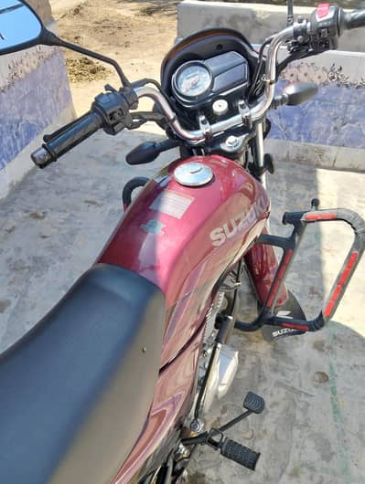 Suzuki GD 24 model good (0302/71/93/256)