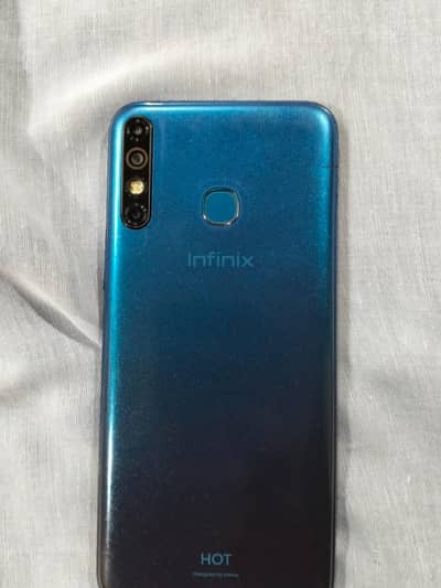 infinx hot 8 4/64  13500