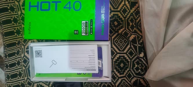 INFINIX HOT 40 16/256 GOLD CLOUR