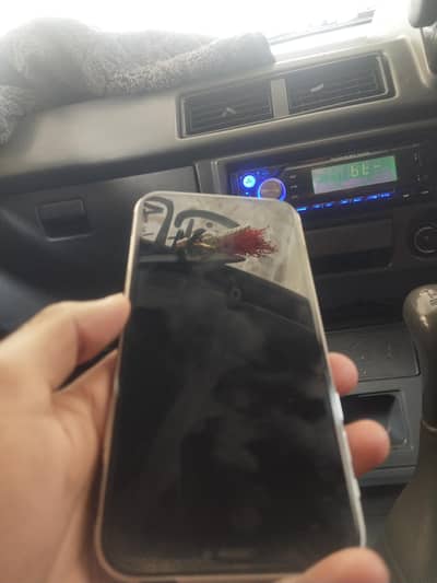 all ok back brek face id off ture tone on white color chager sth ha 03