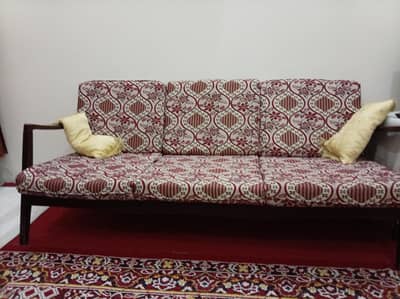 5 sofas
