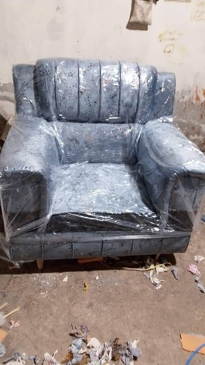 5 seater sofa sets available