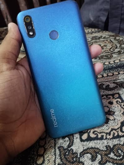 Real me c3 - 3 Gb Ram - 32 Gb Space