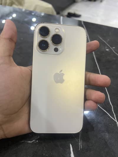 Iphone 13 pro 256GB gold colour 90% bh 10by10 condition 03084861407
