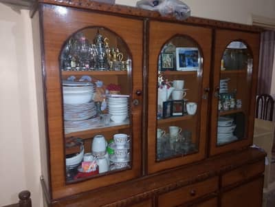 urgent sale showcase