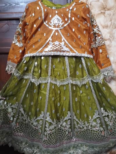 Fancy Lehanga especially for Mehndi Functions 0 3 3 4 5 4 8 8 2 2 9.