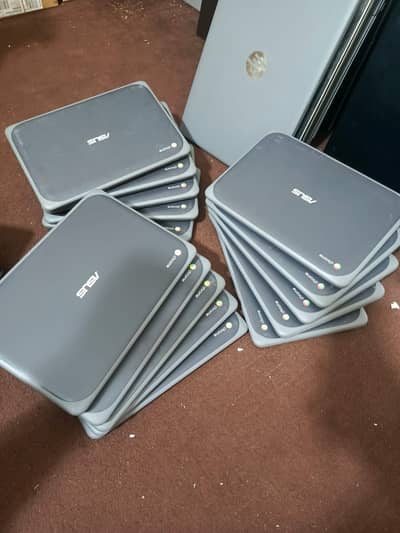 ASUS Chromebook C203 8th Gen 4GB Ram 32GB Storege storage Ufdate 2029