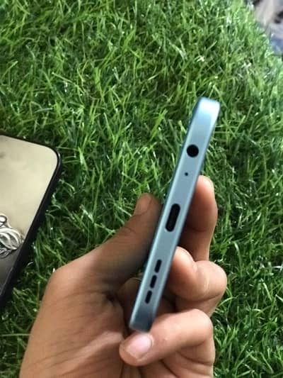 Infinix hot 60 pro 10by 9 all ok box charger exchange possible