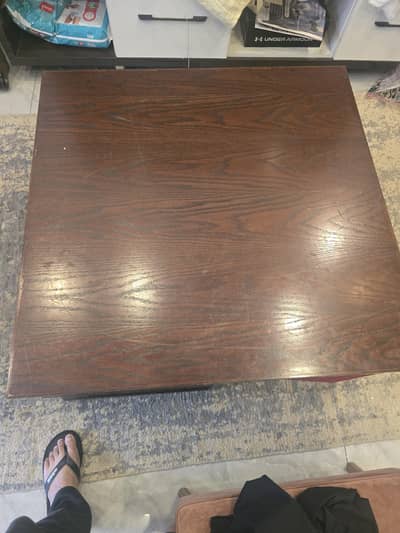Center Table of ChenOne with 2 stools