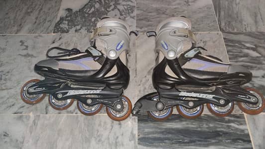 best and good QUALITY skates  grey  and  black