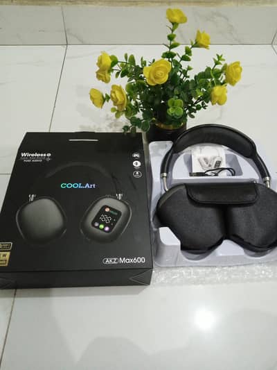 Digital Screen Display Head Phone Best for Calling Music Gaming SD