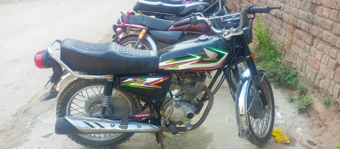 honda 125 2016 urgent sell