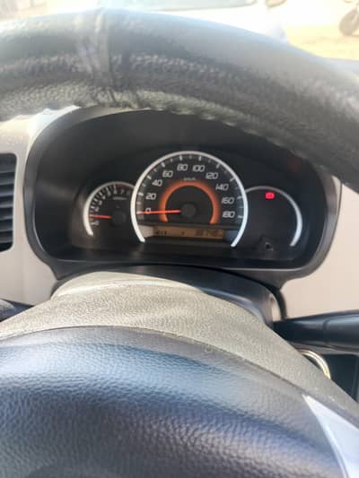 Bumper to bumper jenion  model 2020 color White