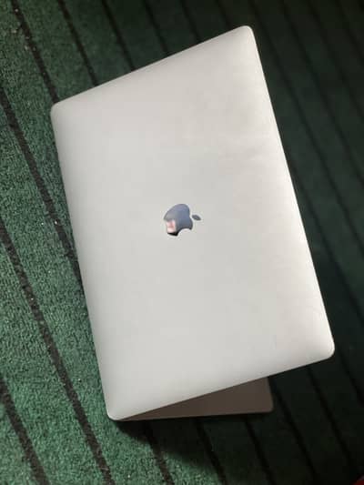Mac book Pro  15inch 2019