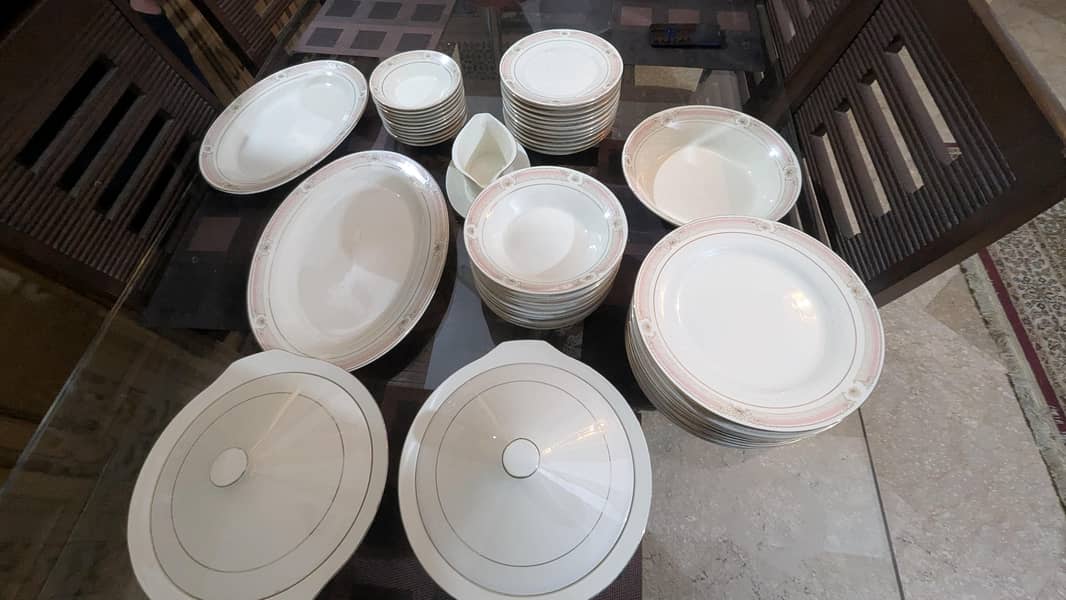 Dinner set 2