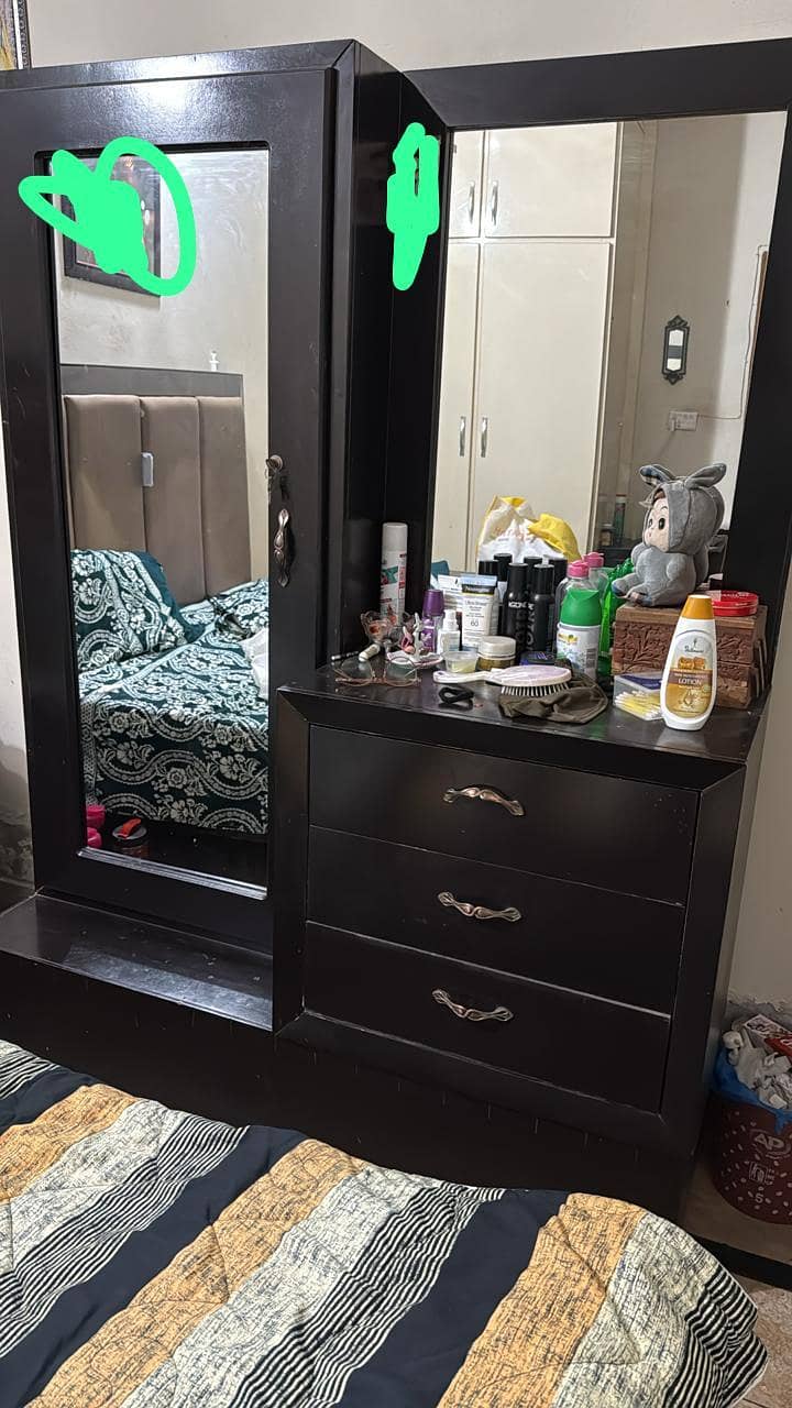 Bedside table and dressing new design solid like new 3