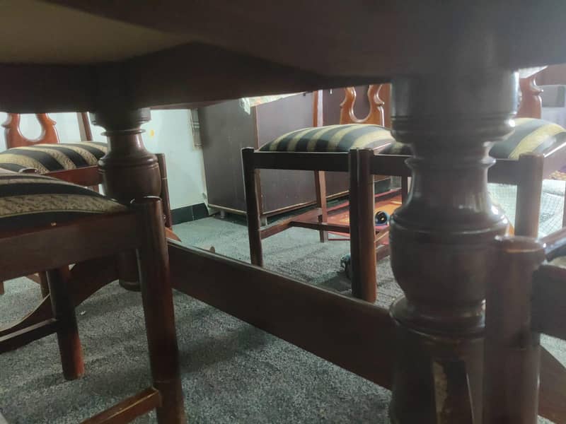 6 Chairs Dining Table 3