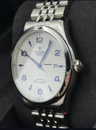 Tudor by Rolex swiss made