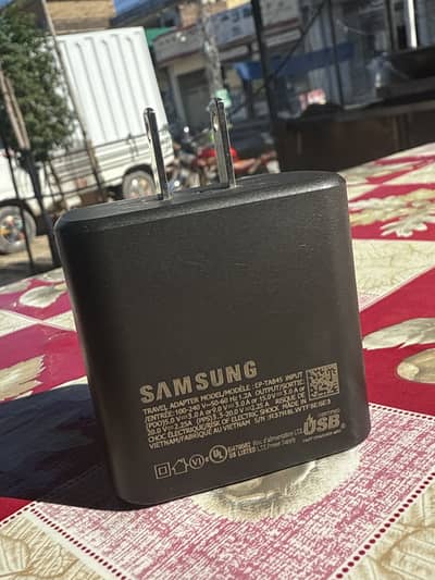 S 25 ultra 40 watt fast adopter