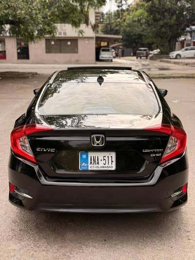 Honda Civic 1.8 oriel