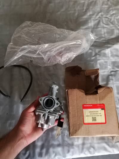 125 genuine Carburetor with box