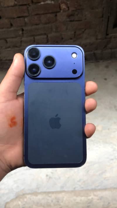 I phone XR convert to 17 pro max