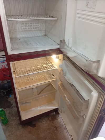 Pel small sized fridge all ok geniune condition 03257409269