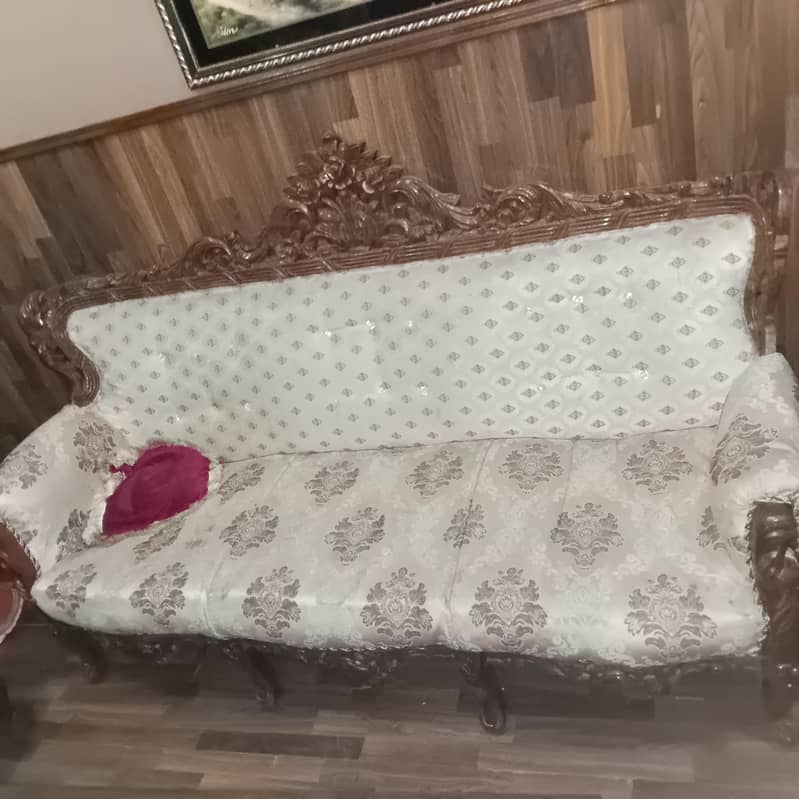 complete sofa set with table 2