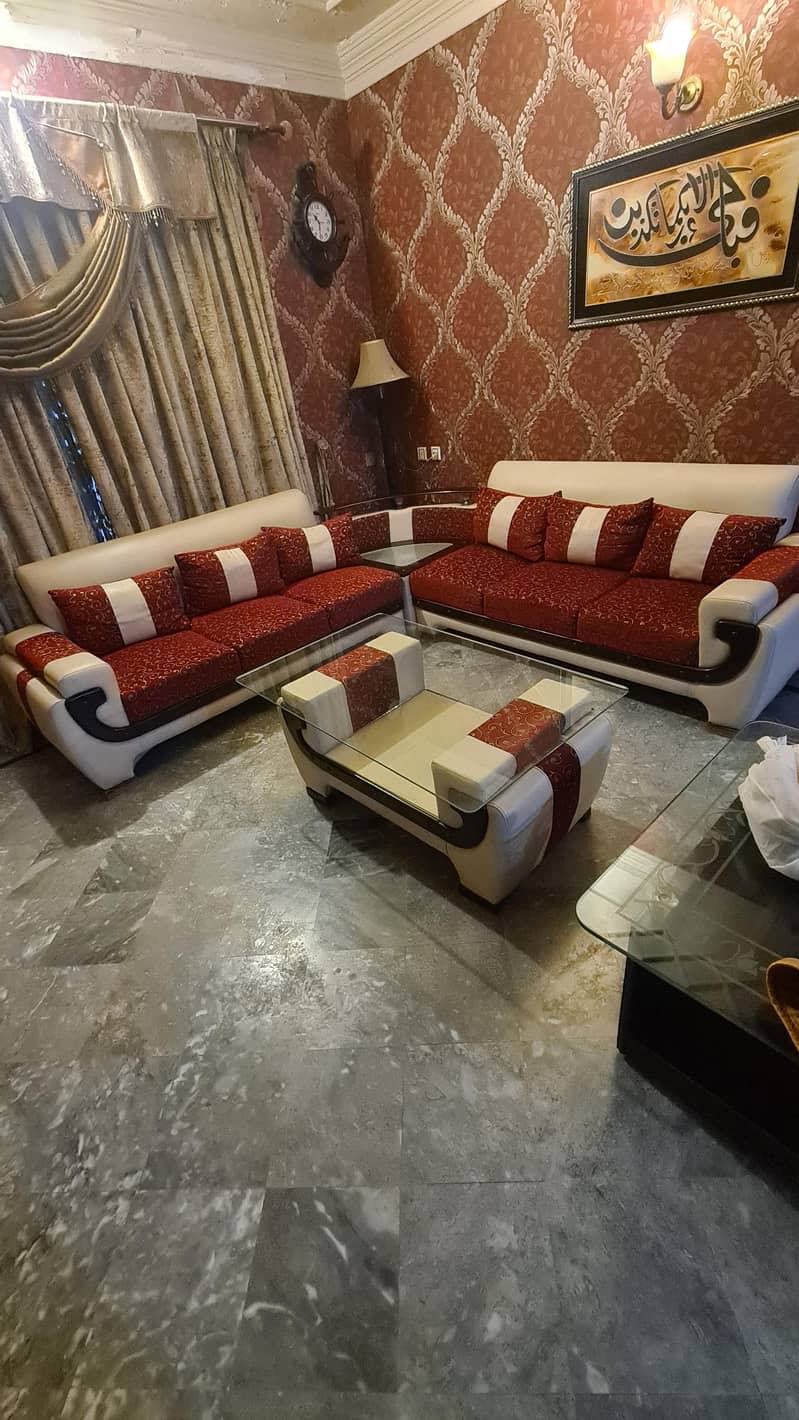 L shaped sofa with table 1