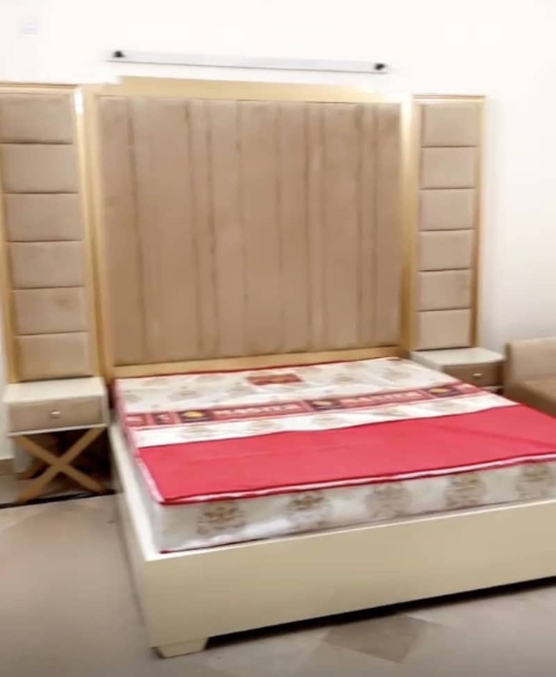 KING SIZE BED 0
