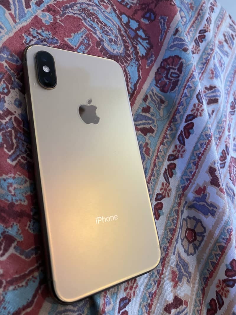 iPhone Xs 0