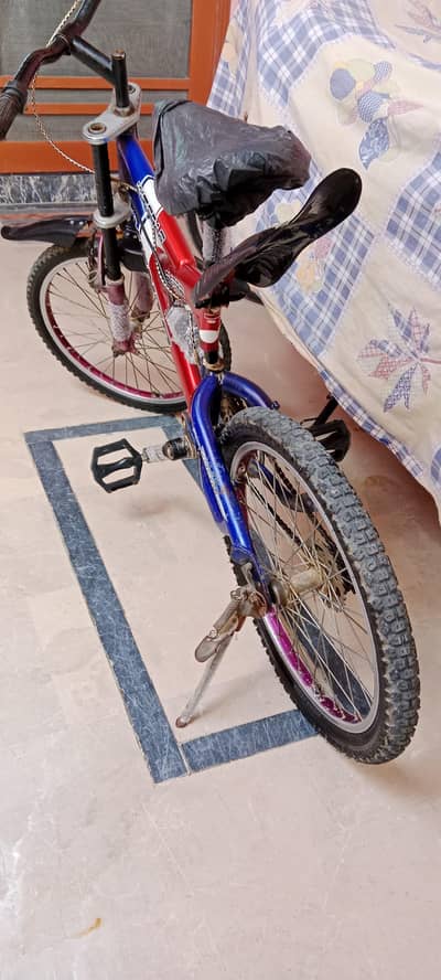 USED CYCLE IN GOOD CONDITION FOR SALE VENTO KI COMPANY HAI