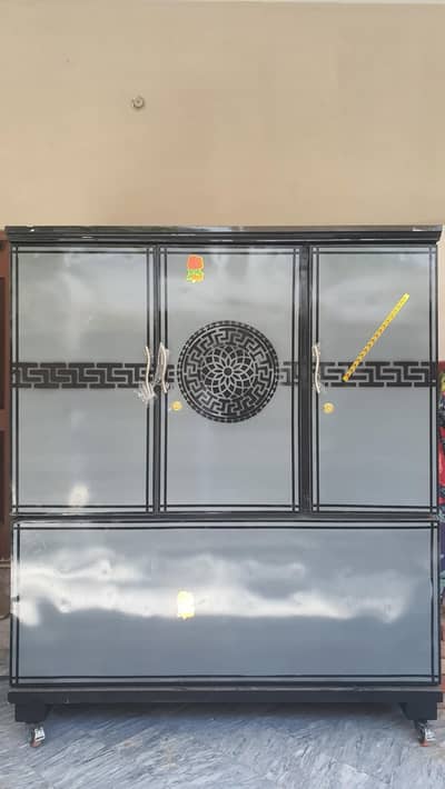 آئرن سیف الماری