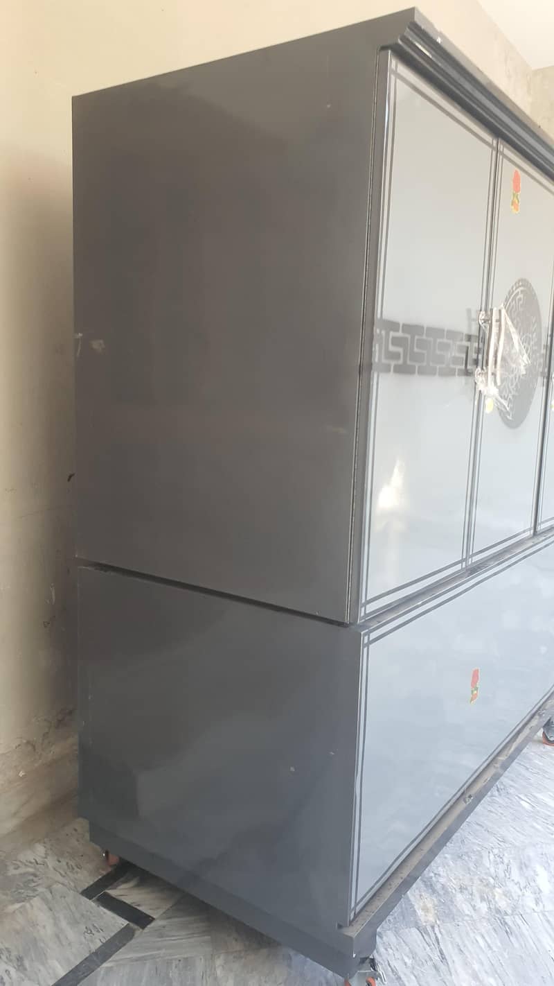 آئرن سیف الماری 1